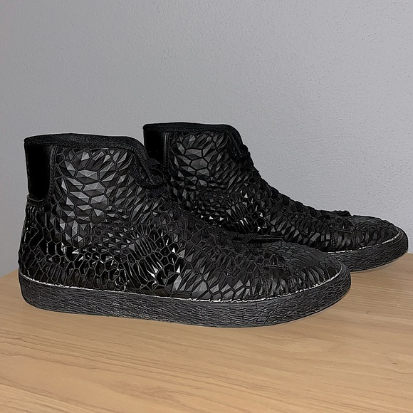 Nike Shoes - Nike Blazer Mid DMB Diamondback Sneakers